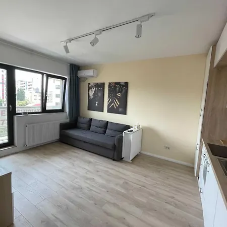 Apartment 公寓